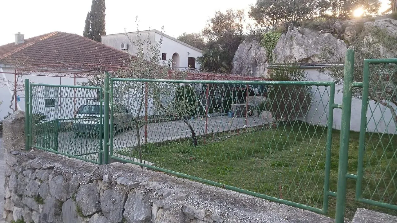 Apartment In Trogir With Sea View, Balcony, Air Conditioning, W-Lan 5055-2